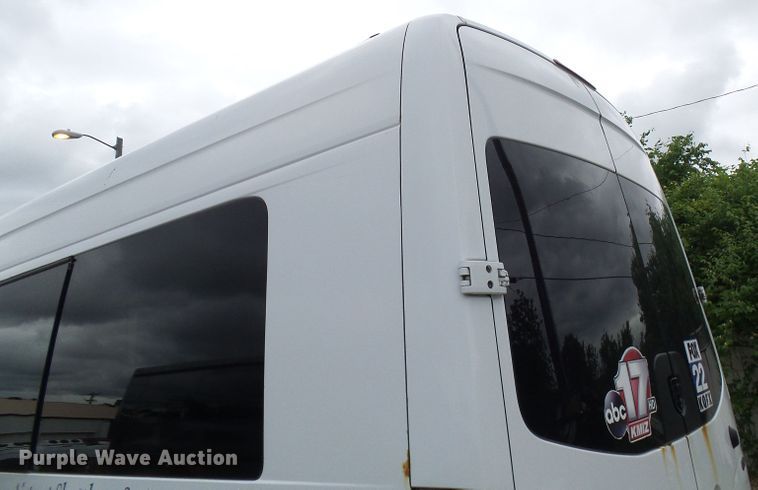 image for item DG5706 2008 Dodge Sprinter 3500  shuttle bus