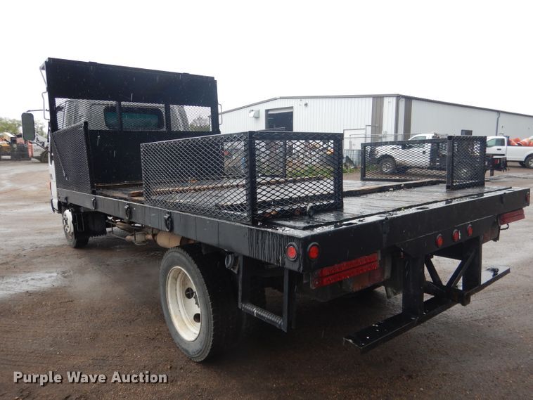 image for item DG5976 2002 GMC W4500  flatbed truck