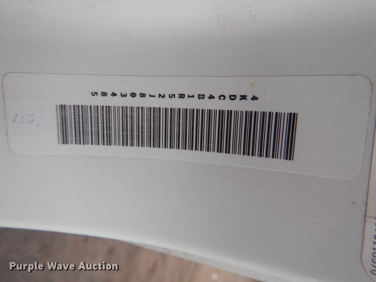 image for item DG5976 2002 GMC W4500  flatbed truck