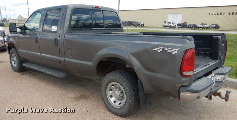 image for item DG5983 2002 Ford F250 Super Duty  Crew Cab pickup truck