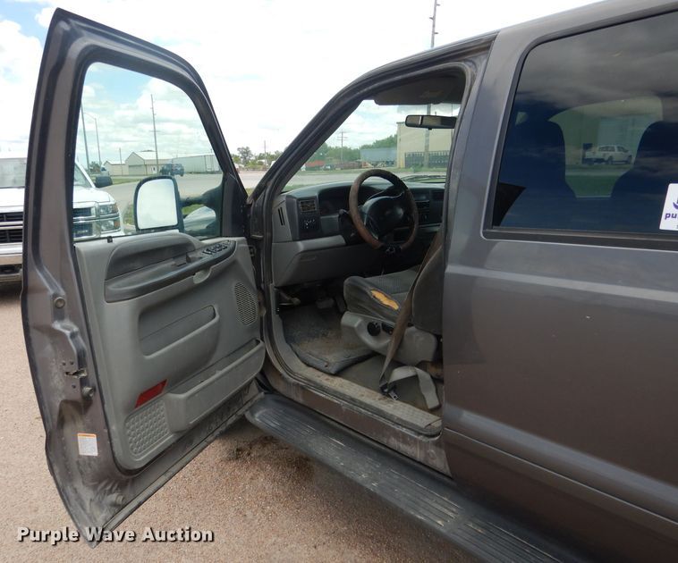 image for item DG5983 2002 Ford F250 Super Duty  Crew Cab pickup truck