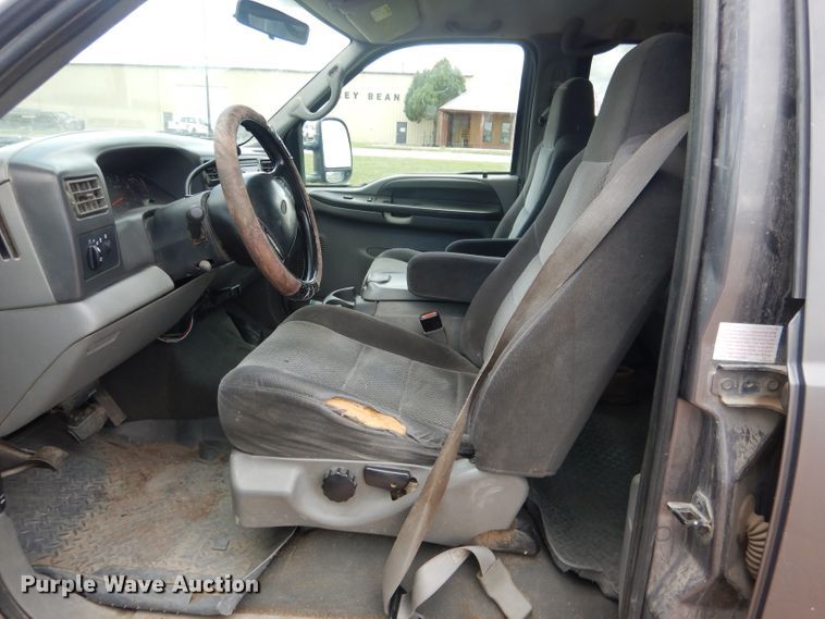 image for item DG5983 2002 Ford F250 Super Duty  Crew Cab pickup truck