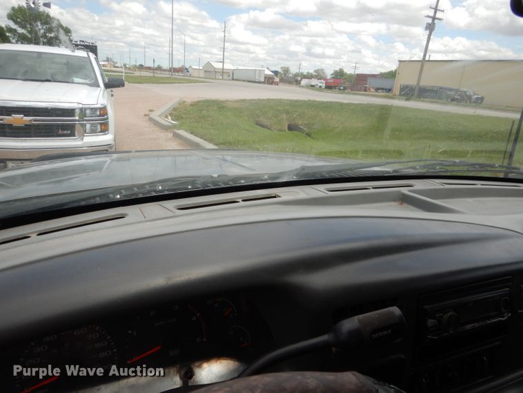 image for item DG5983 2002 Ford F250 Super Duty  Crew Cab pickup truck