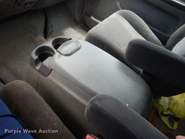 image for item DG5983 2002 Ford F250 Super Duty  Crew Cab pickup truck