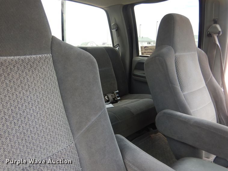 image for item DG5983 2002 Ford F250 Super Duty  Crew Cab pickup truck