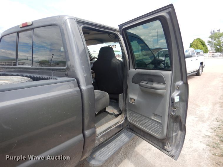 image for item DG5983 2002 Ford F250 Super Duty  Crew Cab pickup truck