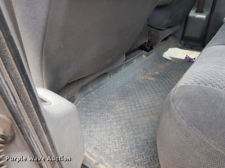 image for item DG5983 2002 Ford F250 Super Duty  Crew Cab pickup truck