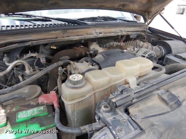 image for item DG5983 2002 Ford F250 Super Duty  Crew Cab pickup truck