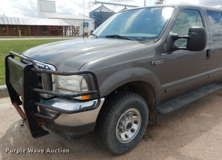 image for item DG5983 2002 Ford F250 Super Duty  Crew Cab pickup truck