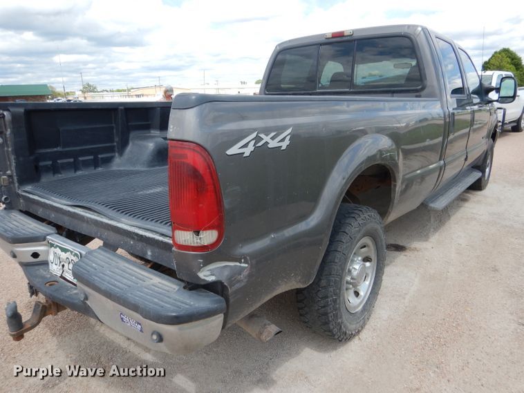 image for item DG5983 2002 Ford F250 Super Duty  Crew Cab pickup truck