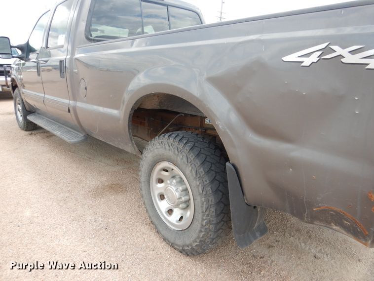 image for item DG5983 2002 Ford F250 Super Duty  Crew Cab pickup truck