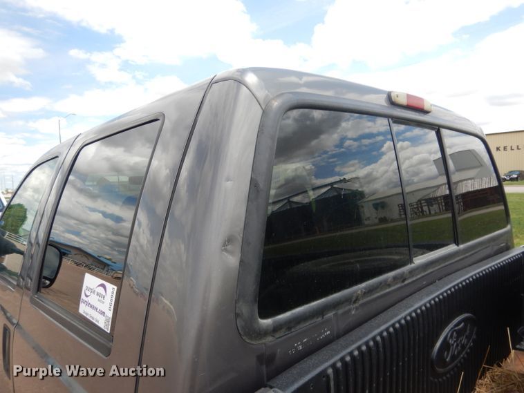 image for item DG5983 2002 Ford F250 Super Duty  Crew Cab pickup truck