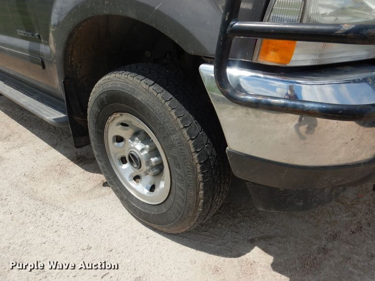 image for item DG5983 2002 Ford F250 Super Duty  Crew Cab pickup truck