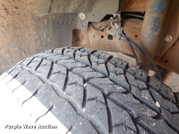 image for item DG5983 2002 Ford F250 Super Duty  Crew Cab pickup truck