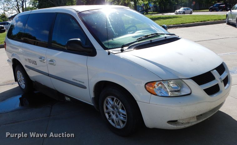 image for item DG6486 2001 Dodge Grand Caravan Sport  handicap accessible van