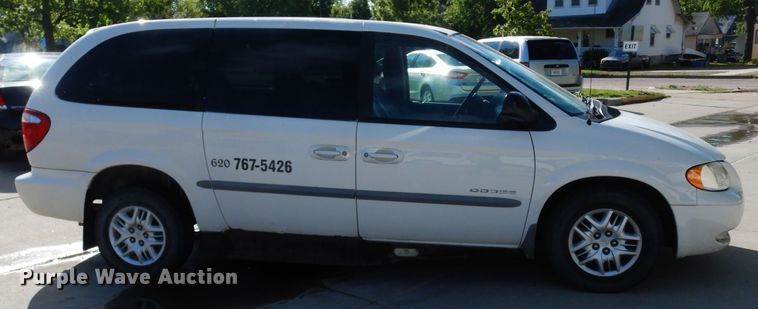 image for item DG6486 2001 Dodge Grand Caravan Sport  handicap accessible van
