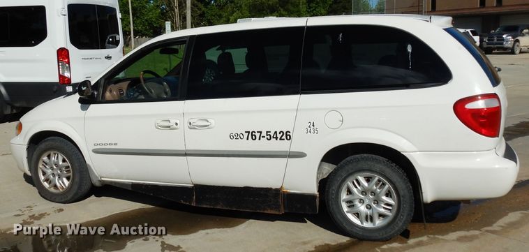 image for item DG6486 2001 Dodge Grand Caravan Sport  handicap accessible van