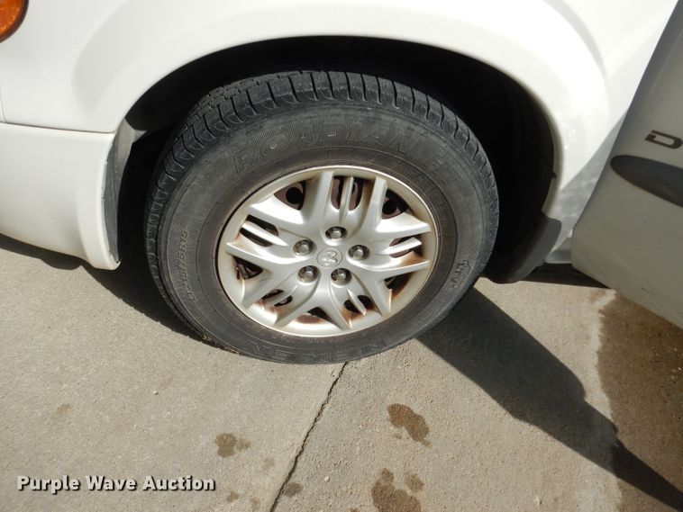 image for item DG6486 2001 Dodge Grand Caravan Sport  handicap accessible van