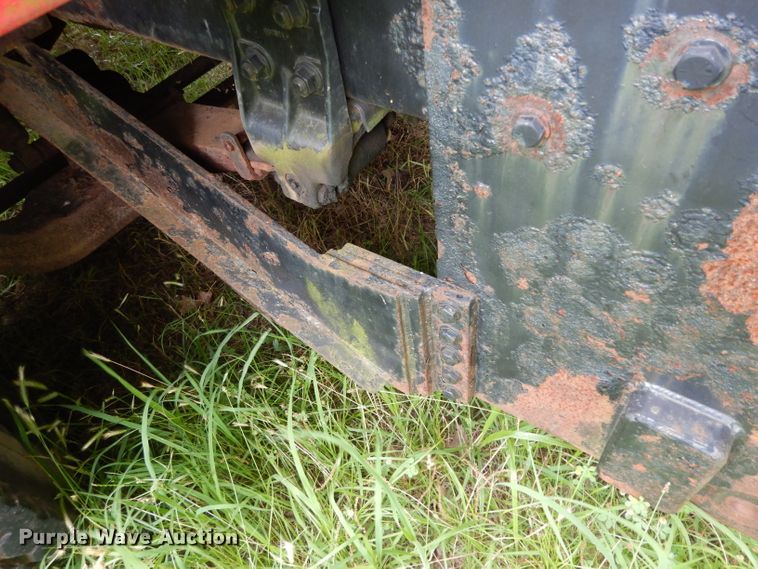 image for item DG6787 1998 International 4900  dump truck