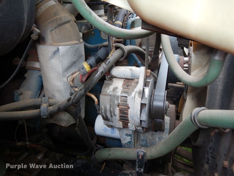 image for item DG6787 1998 International 4900  dump truck