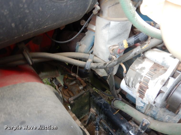 image for item DG6787 1998 International 4900  dump truck