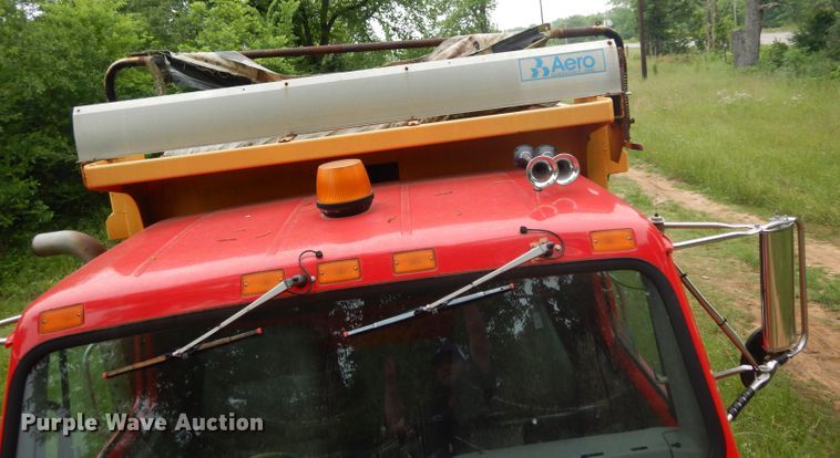 image for item DG6787 1998 International 4900  dump truck