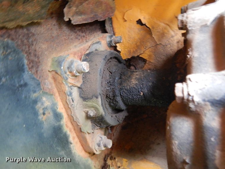 image for item DG6787 1998 International 4900  dump truck