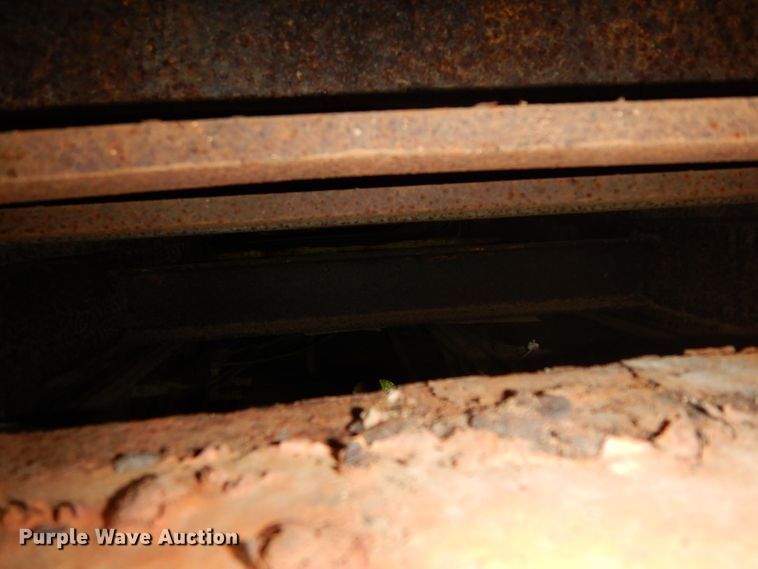 image for item DG6787 1998 International 4900  dump truck