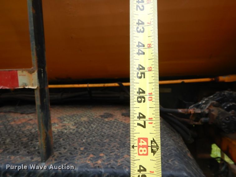 image for item DG6787 1998 International 4900  dump truck