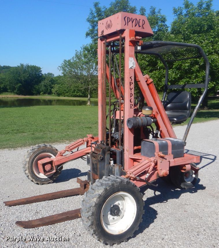 image for item DG8589 Spyder  forklift