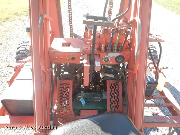 image for item DG8589 Spyder  forklift