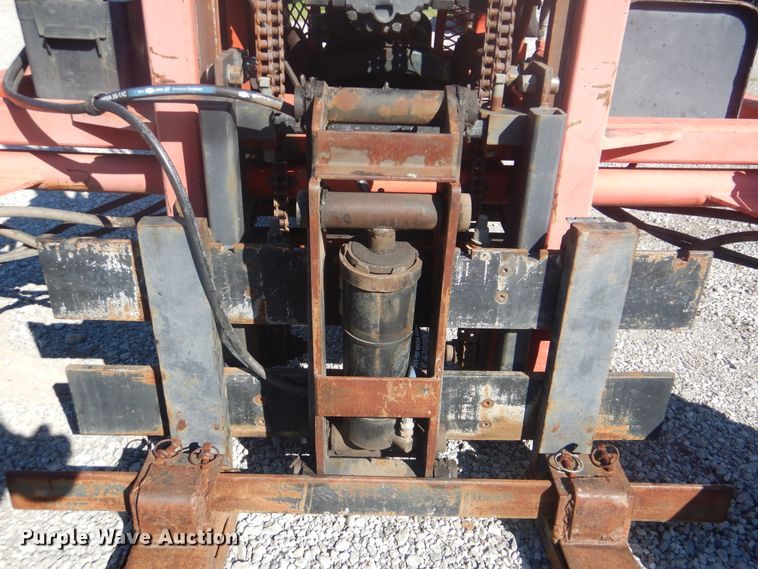 image for item DG8589 Spyder  forklift