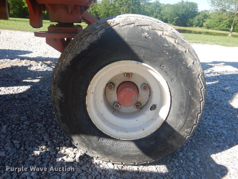 image for item DG8589 Spyder  forklift