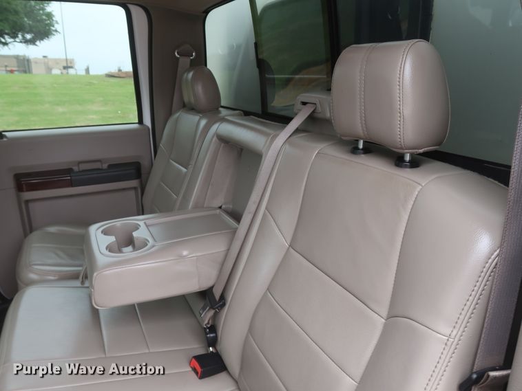 image for item DH0898 2010 Ford F350 Super Duty Lariat  Crew Cab utility bed pickup truck