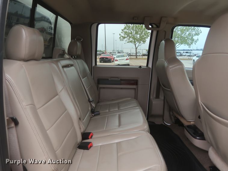 image for item DH0898 2010 Ford F350 Super Duty Lariat  Crew Cab utility bed pickup truck