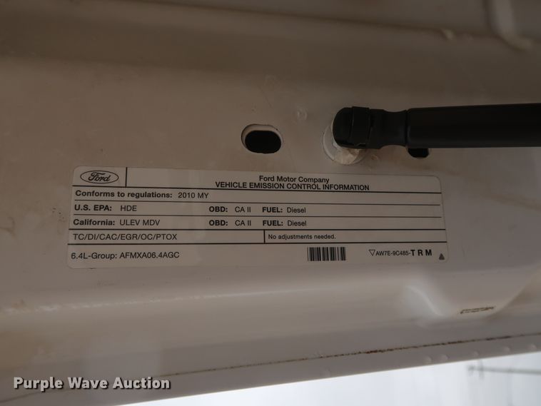 image for item DH0898 2010 Ford F350 Super Duty Lariat  Crew Cab utility bed pickup truck