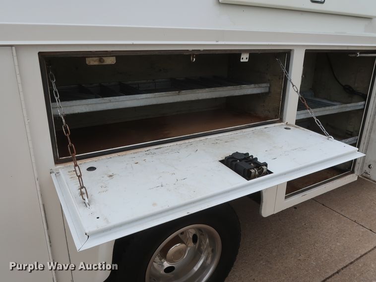 image for item DH0898 2010 Ford F350 Super Duty Lariat  Crew Cab utility bed pickup truck