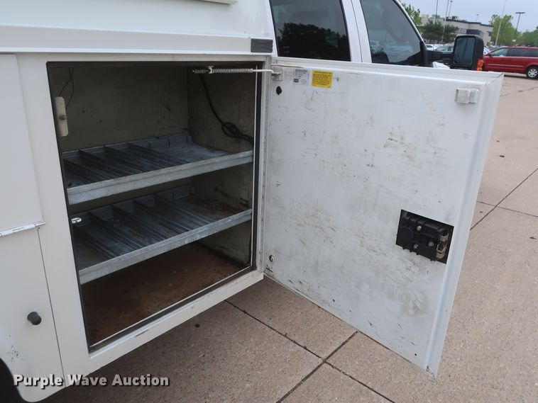 image for item DH0898 2010 Ford F350 Super Duty Lariat  Crew Cab utility bed pickup truck