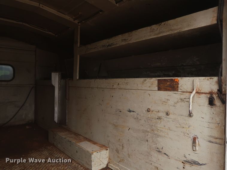 image for item DH0898 2010 Ford F350 Super Duty Lariat  Crew Cab utility bed pickup truck