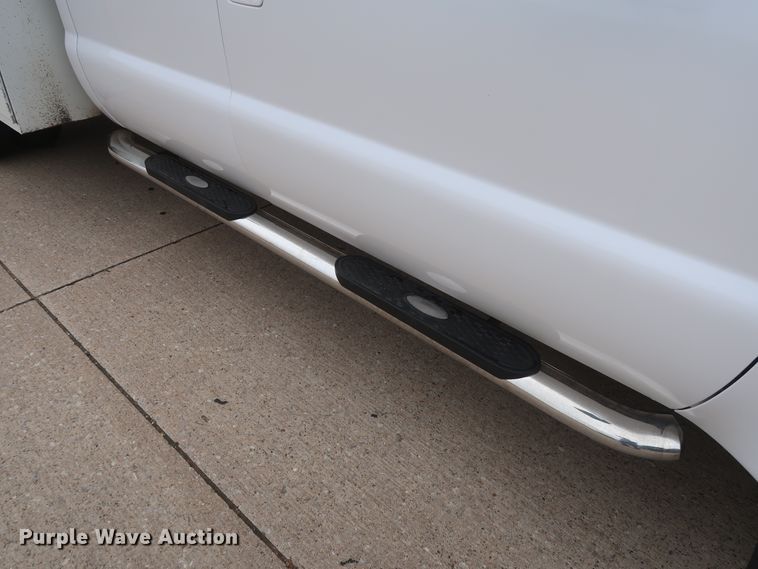 image for item DH0898 2010 Ford F350 Super Duty Lariat  Crew Cab utility bed pickup truck