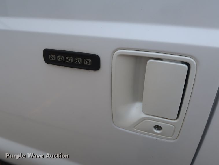 image for item DH0898 2010 Ford F350 Super Duty Lariat  Crew Cab utility bed pickup truck