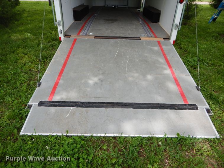 image for item DH4454 2006 Haulmark T25/20 enclosed cargo trailer