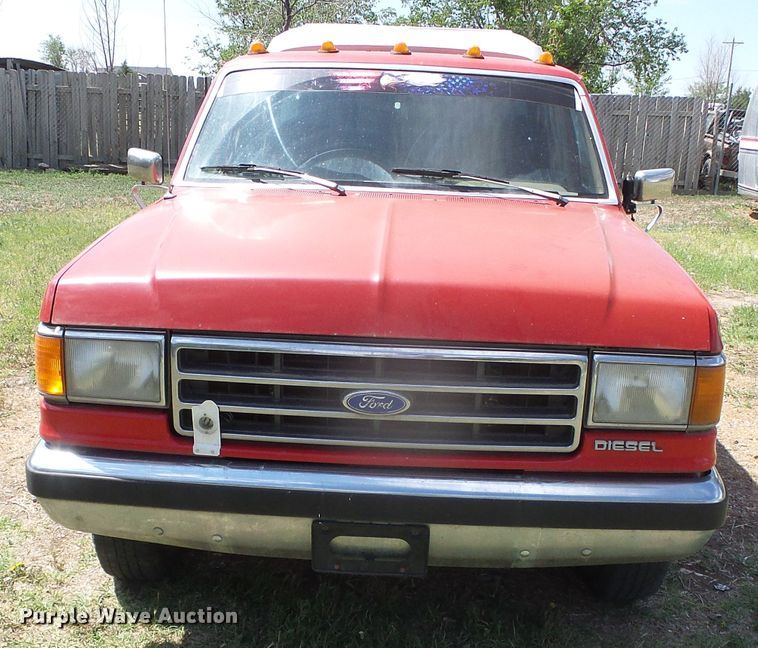 image for item DH4943 1990 Ford F350 Super Duty  SuperCab pickup truck