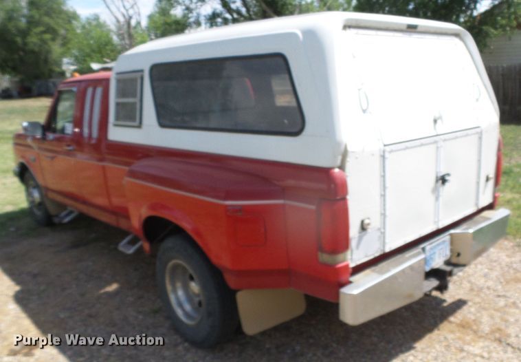 image for item DH4943 1990 Ford F350 Super Duty  SuperCab pickup truck