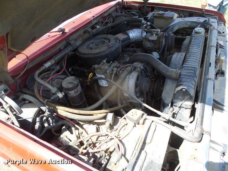 image for item DH4943 1990 Ford F350 Super Duty  SuperCab pickup truck