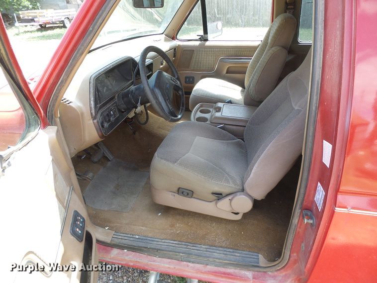 image for item DH4943 1990 Ford F350 Super Duty  SuperCab pickup truck