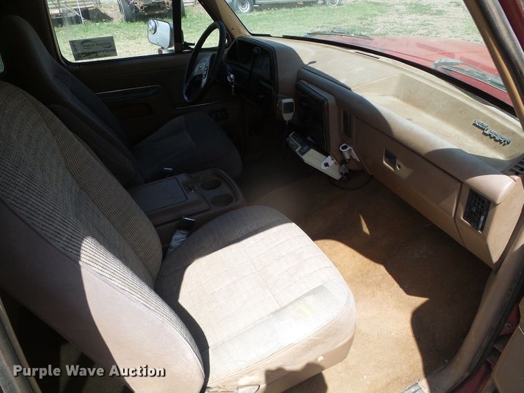 image for item DH4943 1990 Ford F350 Super Duty  SuperCab pickup truck