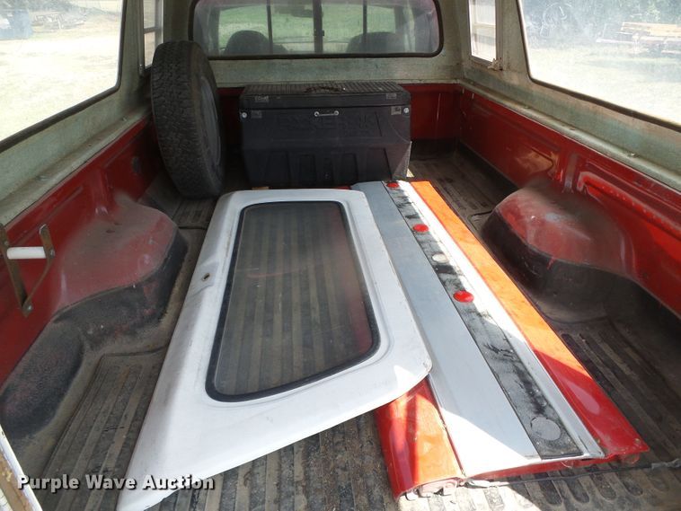 image for item DH4943 1990 Ford F350 Super Duty  SuperCab pickup truck