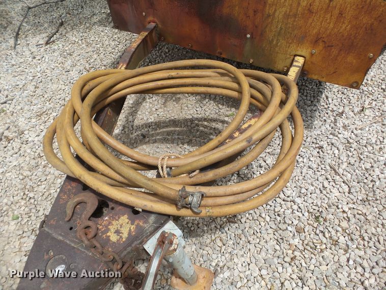 image for item DH7969 1972 Leroi 250  air compressor