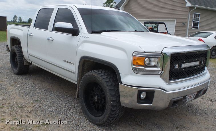 image for item DH7970 2015 GMC Sierra 1500  Crew Cab pickup truck